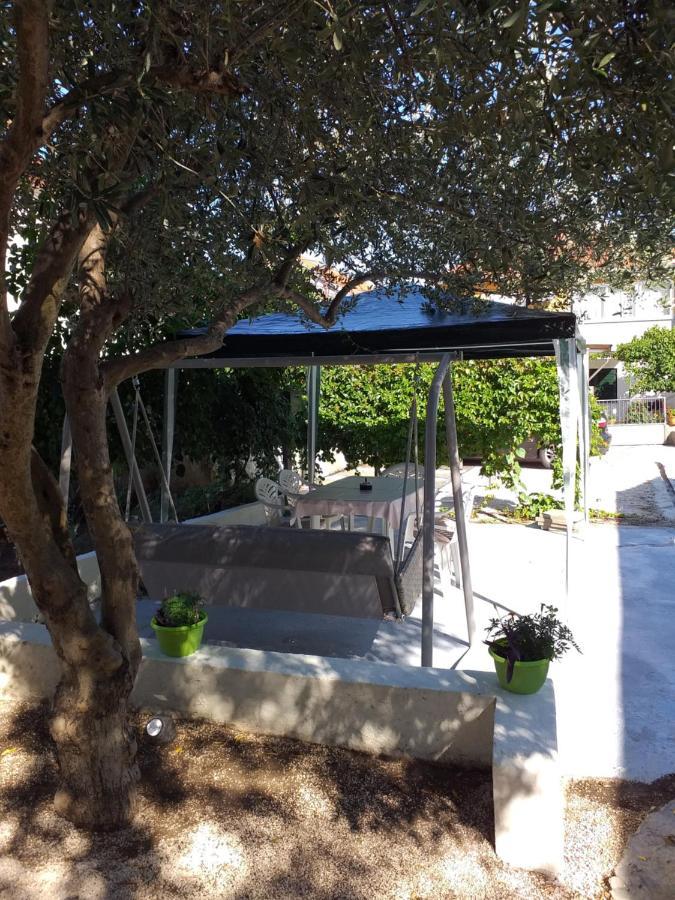 Apartments Jelicic Biograd Na Moru Eksteriør bilde