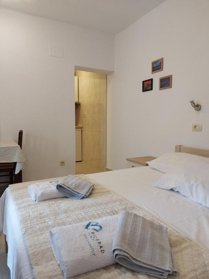 Apartments Jelicic Biograd Na Moru Eksteriør bilde
