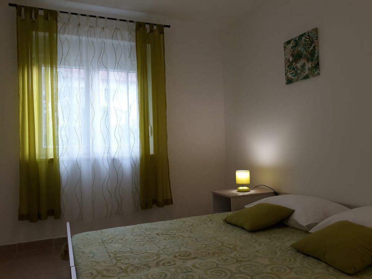 Apartments Jelicic Biograd Na Moru Eksteriør bilde