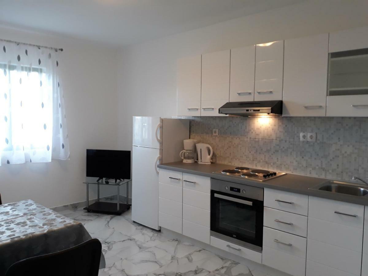 Apartments Jelicic Biograd Na Moru Eksteriør bilde