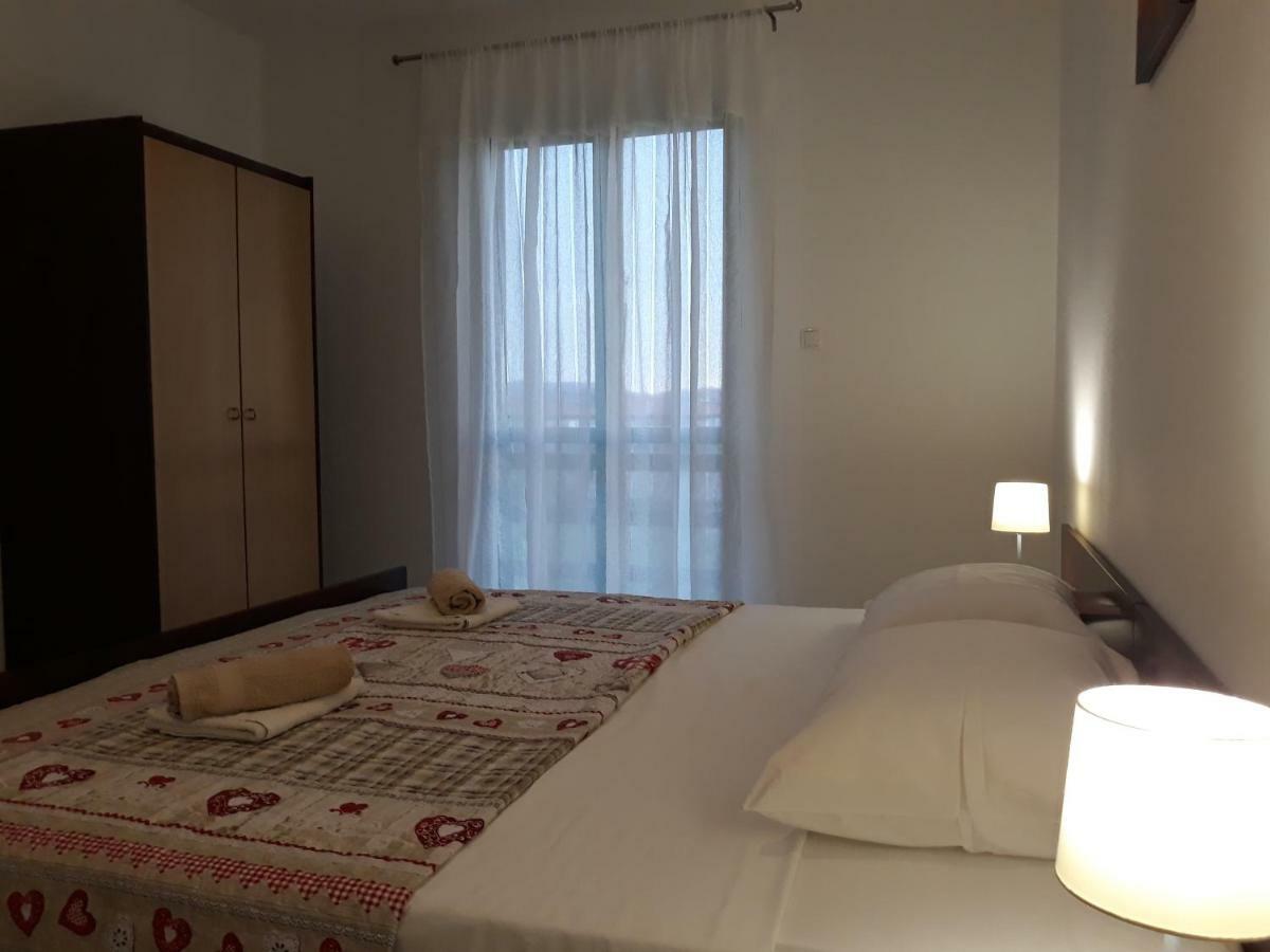 Apartments Jelicic Biograd Na Moru Eksteriør bilde